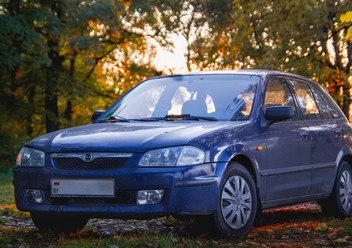 Żarówka Mazda 323 VI